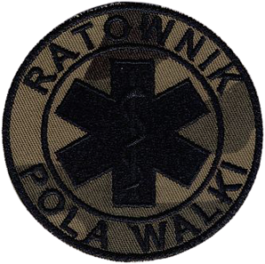 RATOWNIK POLA WALKI kamuflaż polowy czarny wz93 naszywka 8cm na rzep