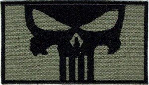 PUNISHER naszywka olive green 9x5cm haft czarny rzep