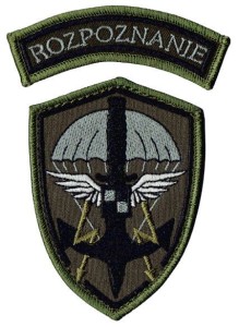 ROZPOZNANIE Wojskowe oznaka polowa khaki naszywka na rzep